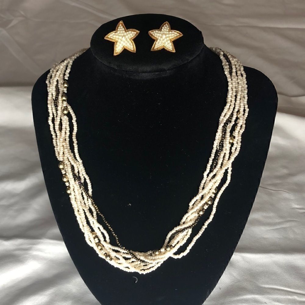 4/$25 Beaded Gold and Cream Necklace with …‎